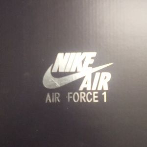 Nike Air Force 1 Mid Tear Away Size 13